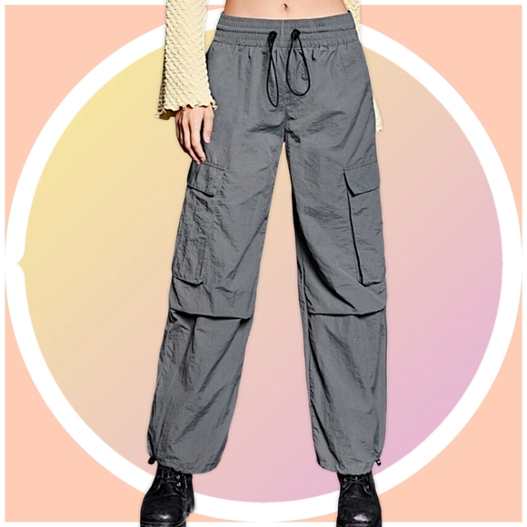 NWT Lightweight XL Cargo Pants with 6 Pockets & Buckle Strap Closures - Picture 2 of 13